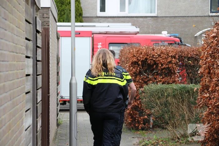Bewoners ruiken vreemde lucht in huis