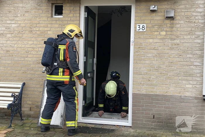 Bewoners ruiken vreemde lucht in huis
