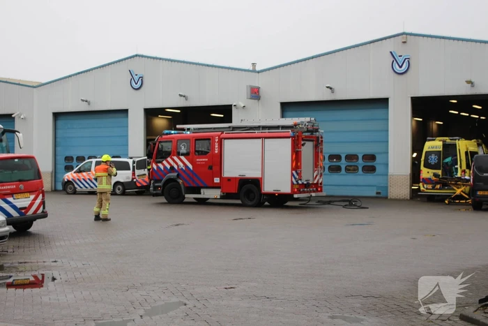 Explosie in loods Touringcarbedrijf Van Oeveren