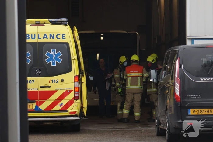 Explosie in loods Touringcarbedrijf Van Oeveren