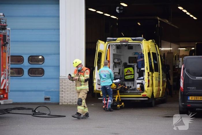 Explosie in loods Touringcarbedrijf Van Oeveren