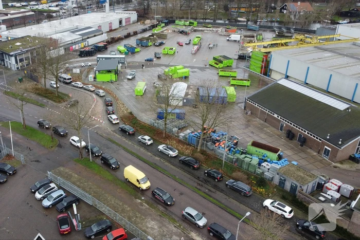 Mega drukte bij ROVA Milieubrengstation tijdens lockdown