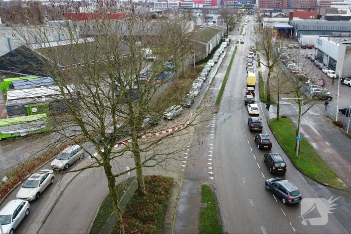 Mega drukte bij ROVA Milieubrengstation tijdens lockdown