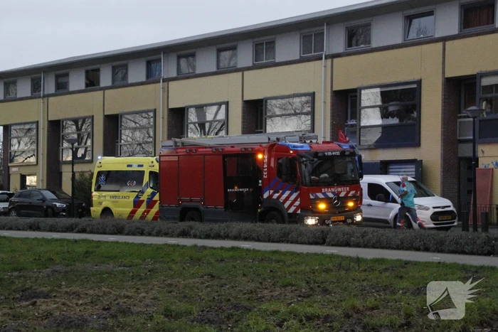 Vrouw gewond na val in woning