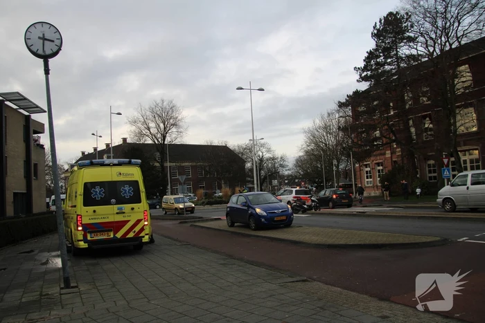 Scooterrijder gewond bij botsing met auto