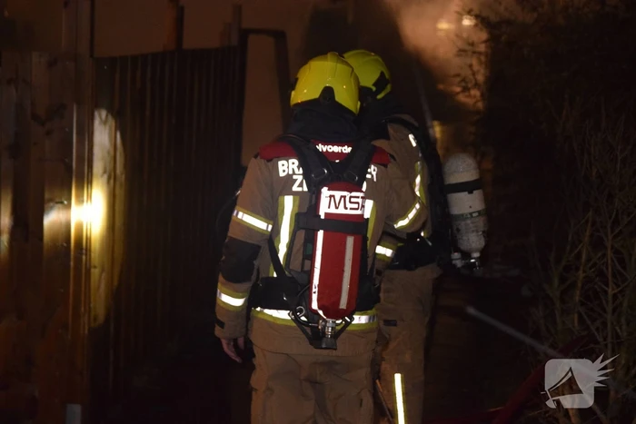 Flinke brand in schuur na explosie