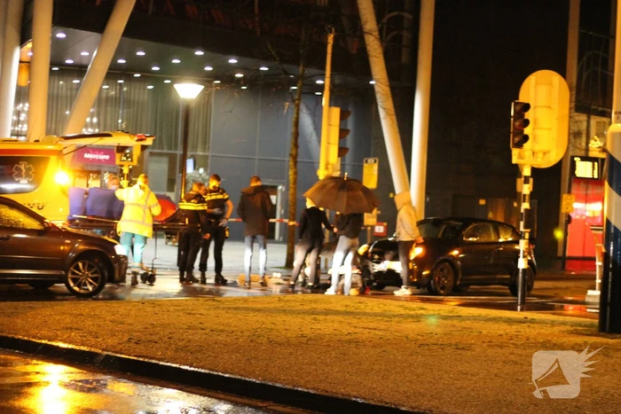 Man gewond bij aanrijding met auto