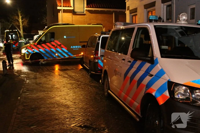 Persoon zwaargewond bij incident op straat