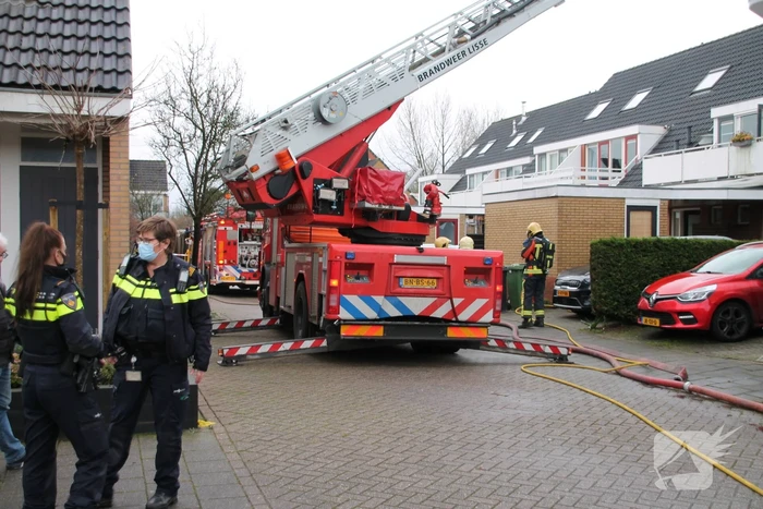 Flinke brand op zolder van woning