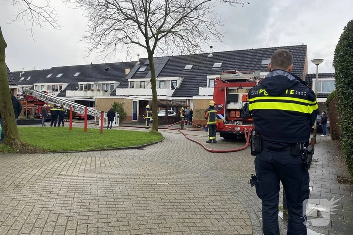 Flinke brand op zolder van woning