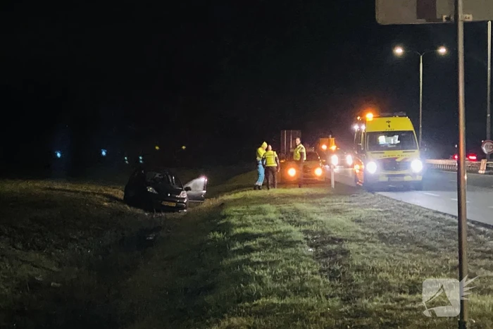 Automobilist belandt in sloot