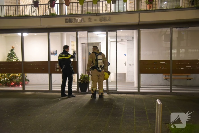 Brand in afzuigkap van woning