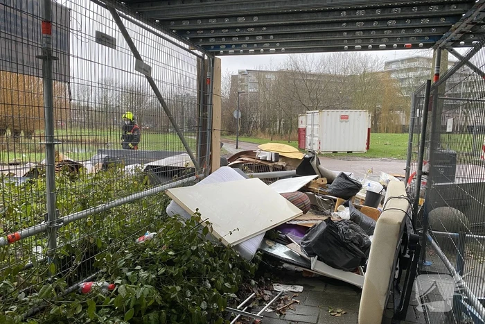 Containerbrand snel geblust