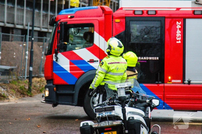 Groot gebied afgesloten door rondvliegend puin