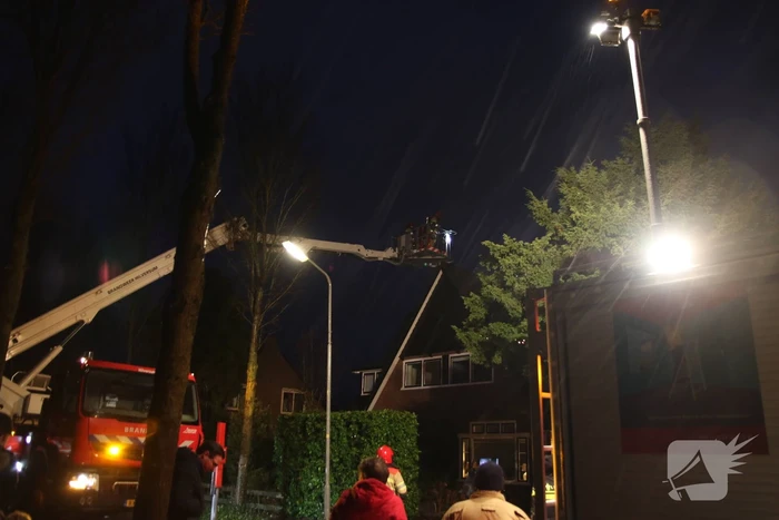 Schoorsteen geveegd na brand