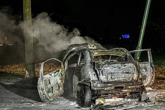 Auto met lachgas in brand bij ongeval
