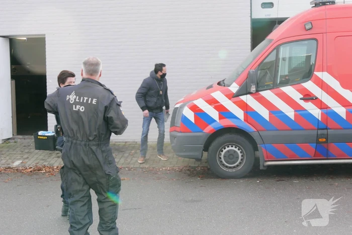 Chemicaliën en synthetische drugs gevonden in bedrijfspand