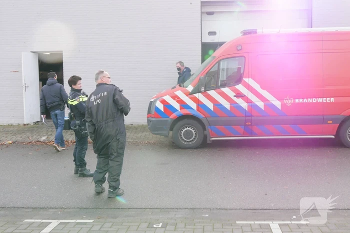 Chemicaliën en synthetische drugs gevonden in bedrijfspand