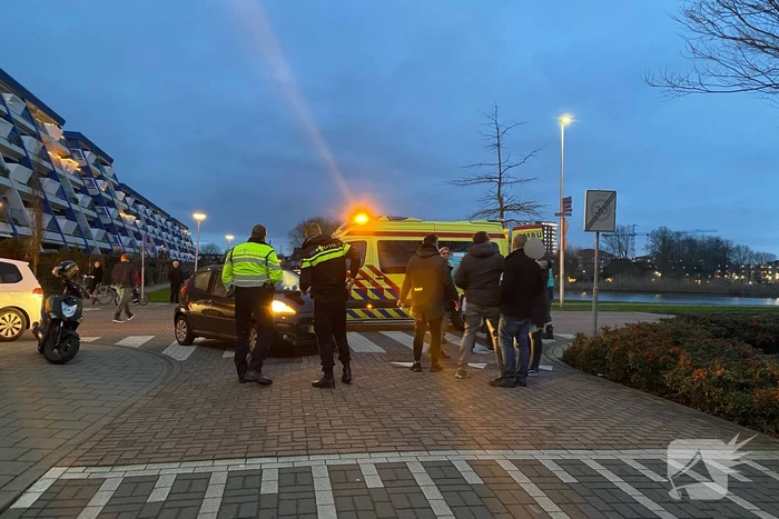 Voetganger op kruispunt aangereden
