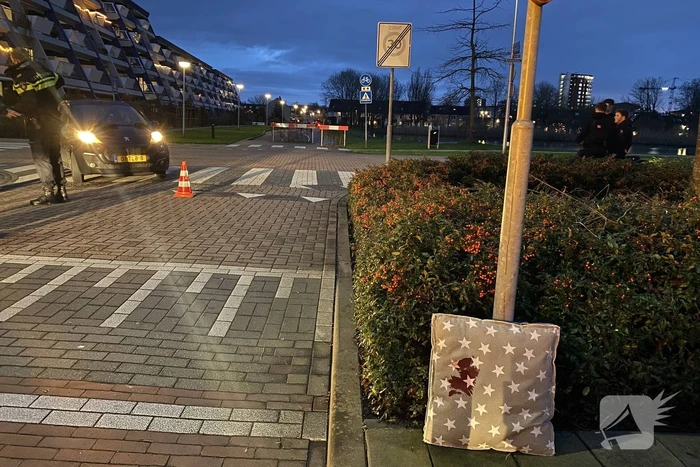 Voetganger op kruispunt aangereden