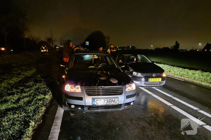 Schade na botsing tussen twee voertuigen