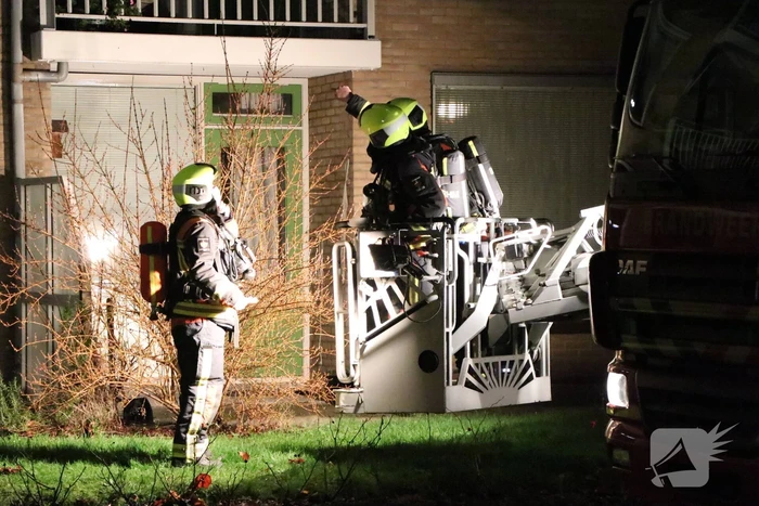 Flinke uitslaande brand in woning