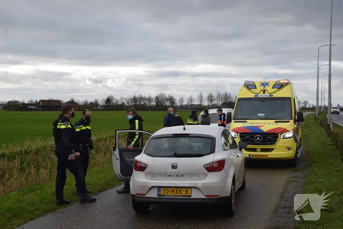 Fietser gewond naar ziekenhuis door ongeval