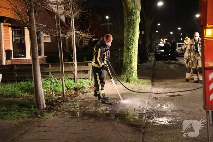 Brand in schoorsteen van woning