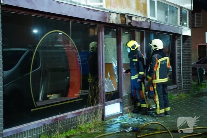 Vuurwerk vernield ruit leegstaande Chinees restaurant