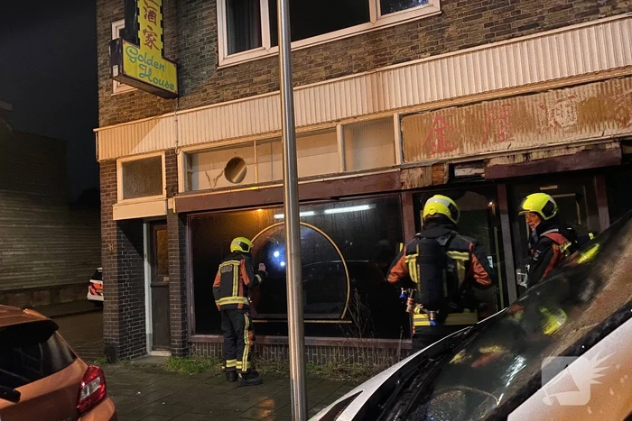 Vuurwerk vernield ruit leegstaande Chinees restaurant