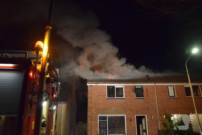 Persoon overleden bij uitslaande woningbrand