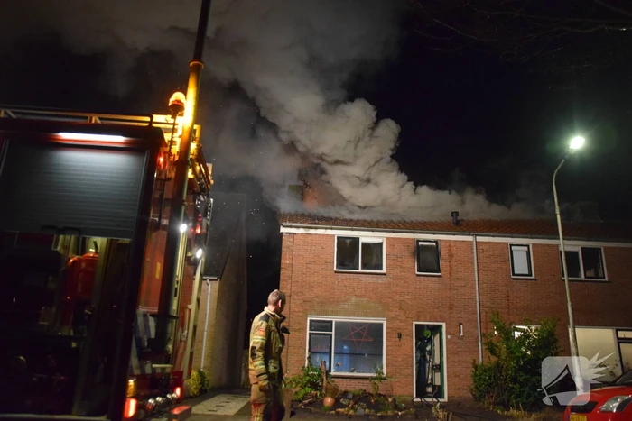 Persoon overleden bij uitslaande woningbrand