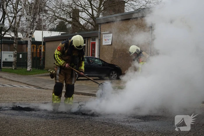 Veel rook bij buitenbrand