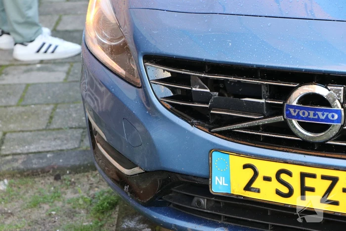 Flinke schade bij aanrijding auto versus scooter