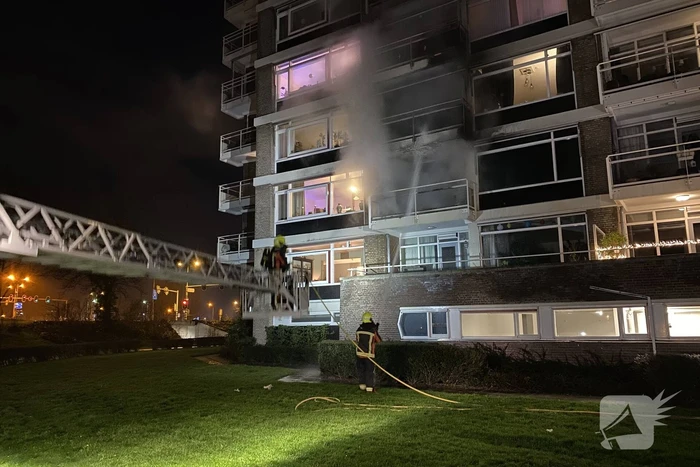 Uitslaande brand in flatwoning