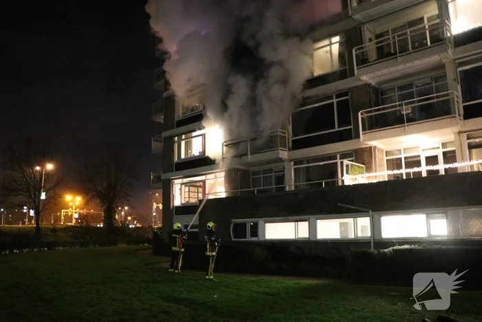 Uitslaande brand in flatwoning