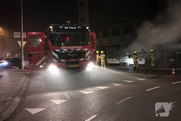 Caravan totaal verwoest door brand