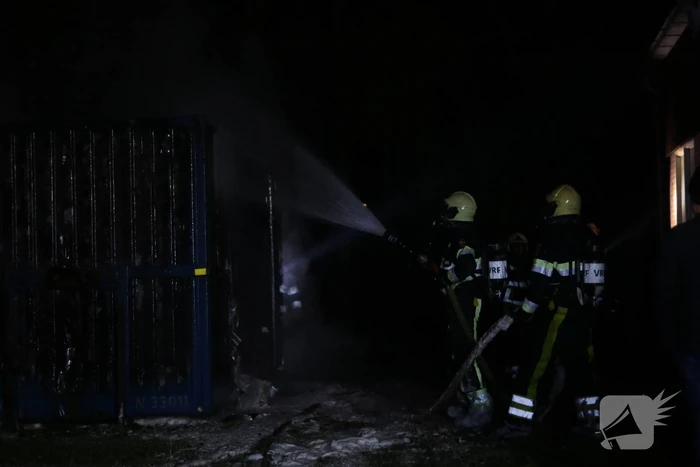 Brand in grote container