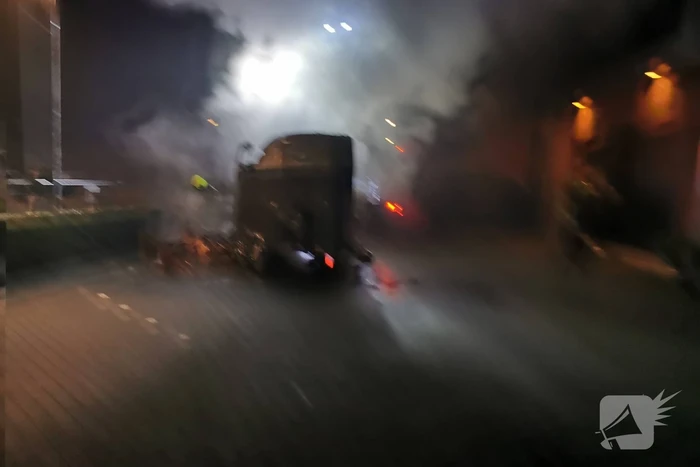 Paardentrailer in brand gestoken