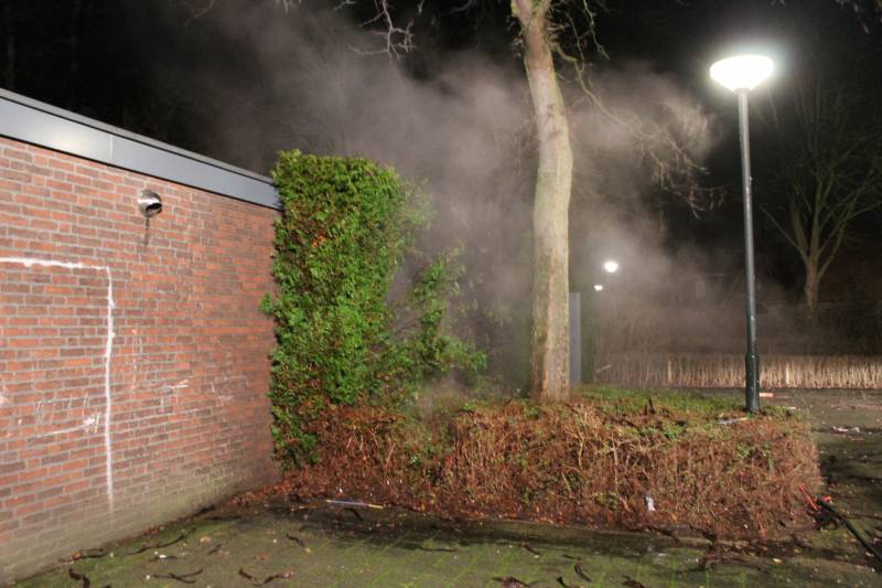 Heg vat vlam door vuurwerk