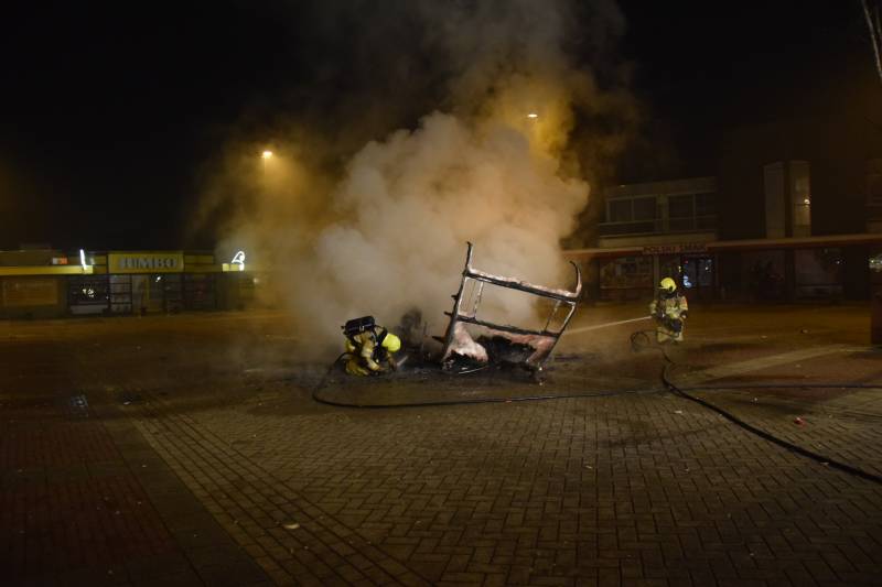 Caravan verwoest door brand