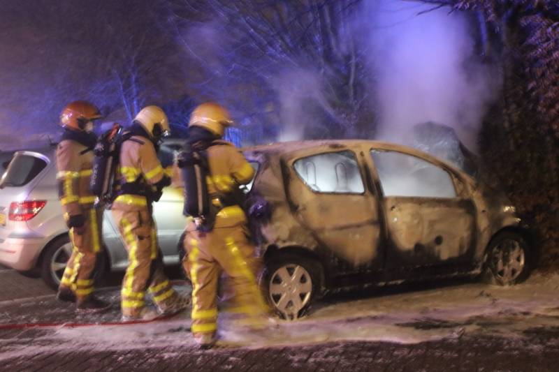 Auto brand volledig uit