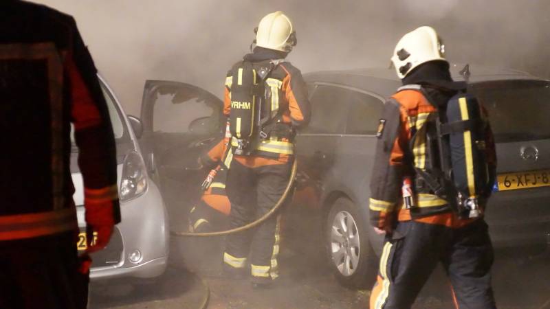 Autobrand slaat over naar garage