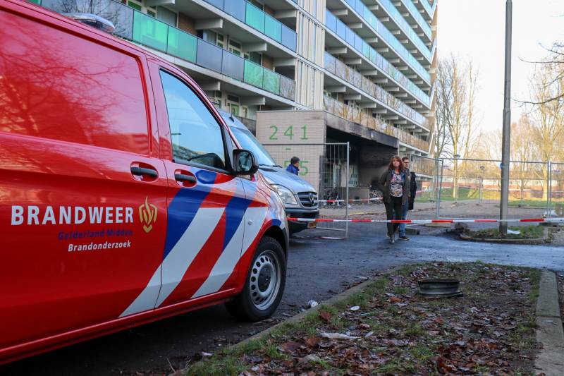 Vader en 4-jarig zoontje overleden bij brand in flat