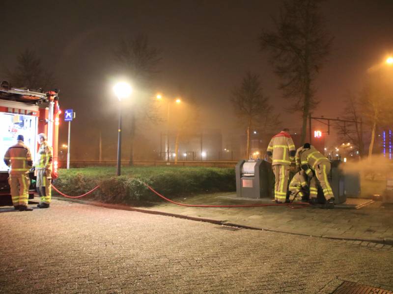 Brand ontstaan in ondergrondse container