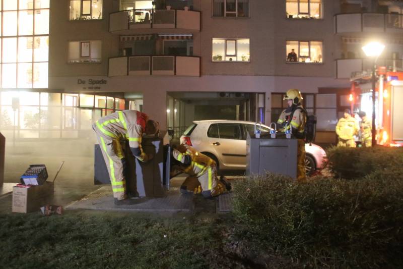 Brand ontstaan in ondergrondse container