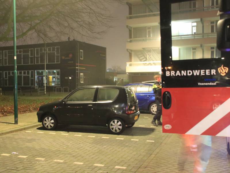 Auto in brand gestoken