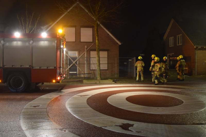 Veel rook bij brand leegstaande woning