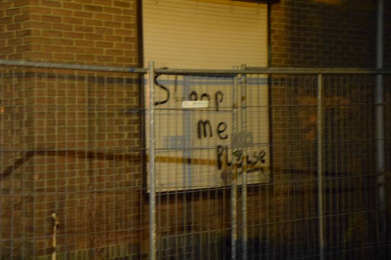 Veel rook bij brand leegstaande woning