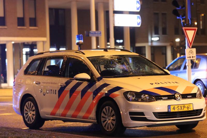 Fietsers aangereden door politieauto